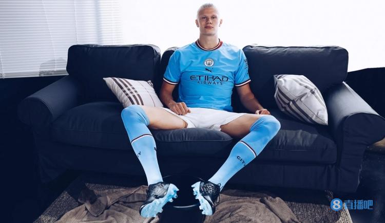 AC米兰客场0-2负都灵，阿莱格里因红牌停赛，替补普利西奇助球队扳平比分。