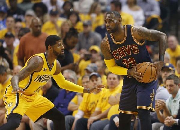 斯基拉：麦克托米奈在夏窗拒绝了沙特的巨额报价（斯基拉：今夏麦克托米奈拒绝沙特天价合同）