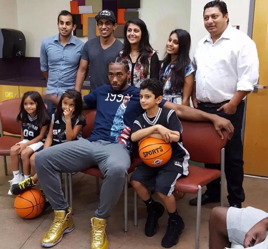 对飚！贝恩单节10分1篮板&布伦森10分2助攻（火力对轰：贝恩单节10分1板，布伦森10分2助攻）