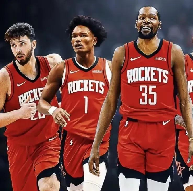 马德兴：U22男足广东集训后将前往阿联酋，在那踢4-5场热身赛（马德兴：U22男足广东集训结束将赴阿联酋，计划进行4至5场热身赛）