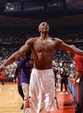 意甲：米兰2-1战胜罗马（意甲：米兰2-1力克罗马）