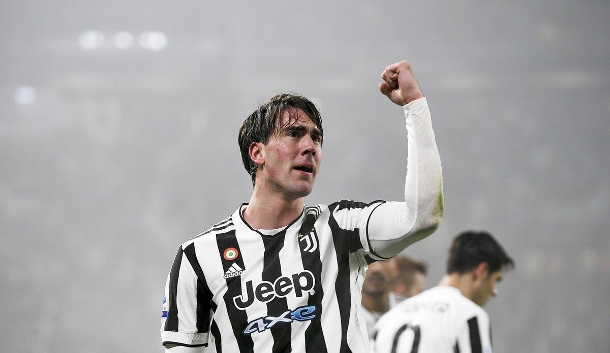 卡拉格：对阿诺德离开利物浦感到失望；祝福阿隆索在皇马成功