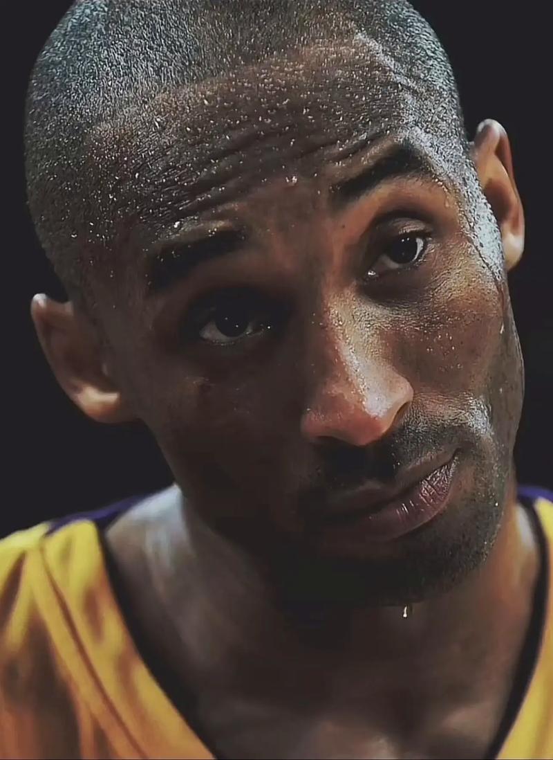 DO：巴萨、曼城、巴黎都有意阿克利乌什，他更可能明夏转会（DO：巴萨、曼城、巴黎均有意阿克利乌什，明夏转会可能性更大）