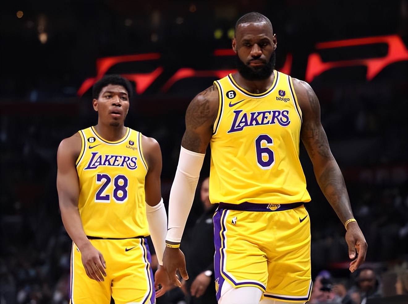 镜报：曼联有信心7000万镑签沃顿，但他不去没欧战的球队（镜报：曼联有把握以7000万镑签下沃顿，但他不愿加盟无欧战球队）