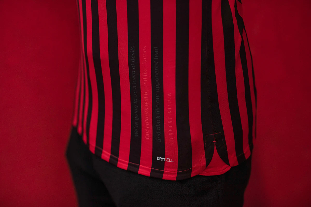 时报：曼城只想纯租借埃切韦里，罗马对这种方式并不信服（时报：曼城倾向只租不买引进埃切韦里，罗马对此存疑）