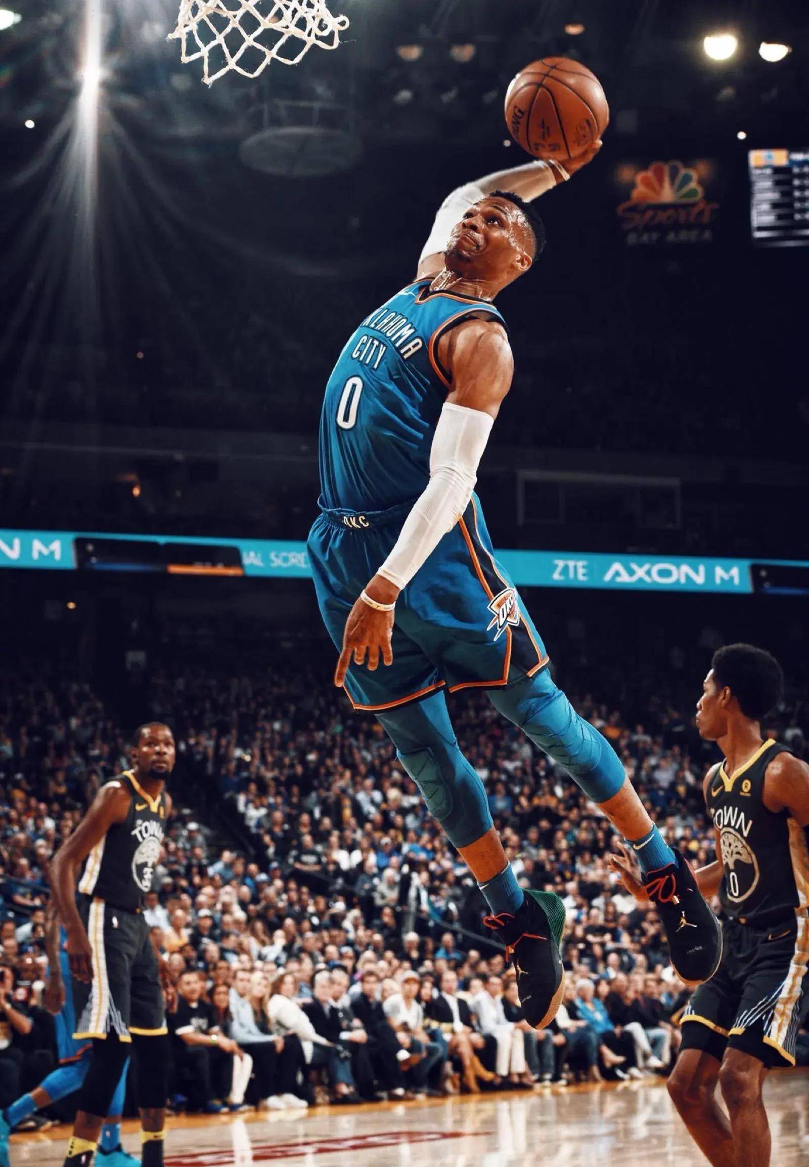 半场战报：比萨0-1帕尔马，贝内迪恰克点射（中场快讯：帕尔马1-0比萨，贝内迪恰克点球破门）