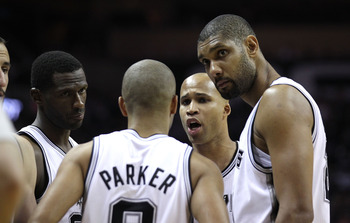 科贝记者：巴萨在帮受焦虑症困扰的阿劳霍，不知道他何时回归（科贝记者：巴萨正协助受焦虑症困扰的阿劳霍，回归时间暂不确定）